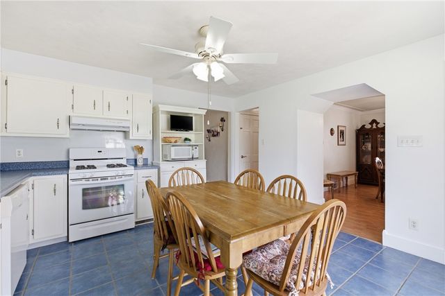 303 Cort St, Jeannette, PA 15644