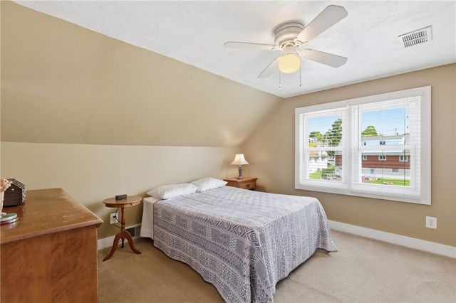 303 Cort St, Jeannette, PA 15644