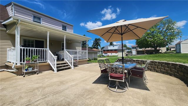 303 Cort St, Jeannette, PA 15644