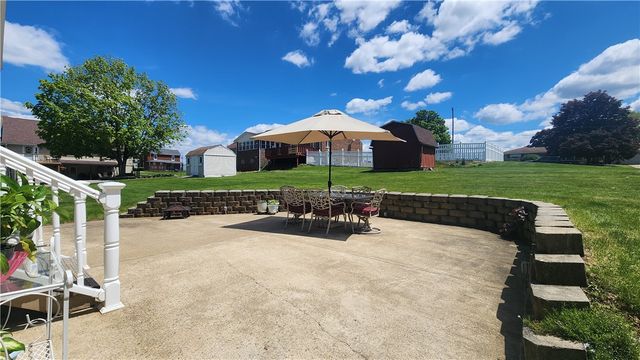 303 Cort St, Jeannette, PA 15644
