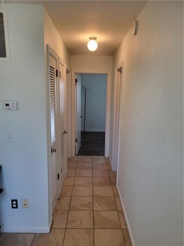 401 Arctic Ave Apt 200, Virginia Beach, VA 23451