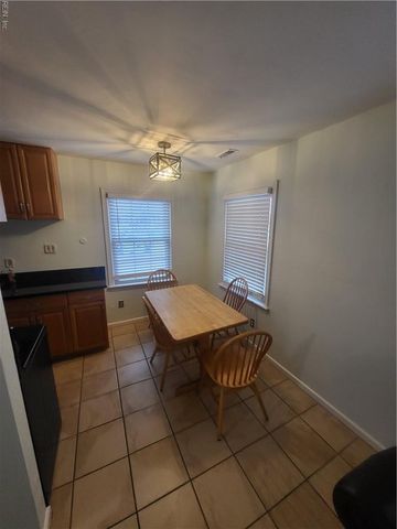 401 Arctic Ave Apt 200, Virginia Beach, VA 23451