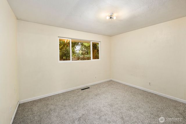 2108 E 24th Street, Bremerton, WA 98310