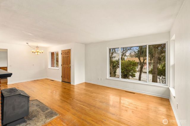 2108 E 24th Street, Bremerton, WA 98310