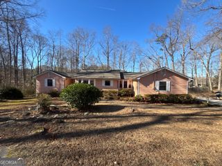 125 Oak Leaf Drive, Stockbridge, GA 30281