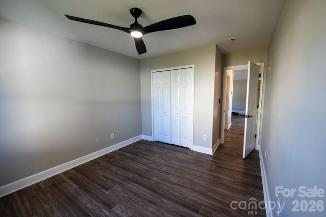 11055 Thousand Oaks Drive, Huntersville, NC 28078