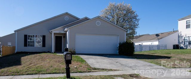 11055 Thousand Oaks Drive, Huntersville, NC 28078