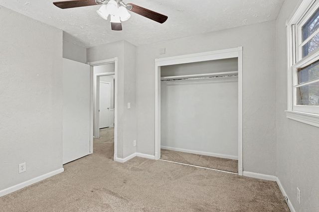 526 E Park Lane St, Derby, KS 67037