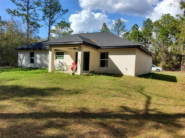 12 GUAVA TERRACE RADIAL, Ocklawaha, FL 32179