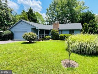 200 PINE VALLEY RD, Locust Grove, VA 22508