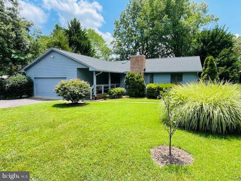 200 PINE VALLEY RD, Locust Grove, VA 22508