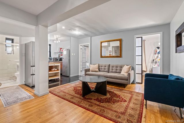 139-15 83rd Avenue 330, Briarwood, NY 11435