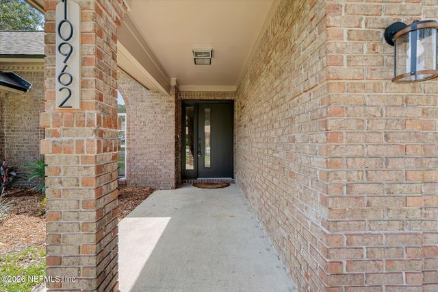 10962 HEATHFIELD Road, Jacksonville, FL 32225