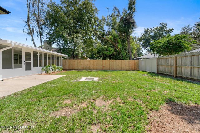 10962 HEATHFIELD Road, Jacksonville, FL 32225