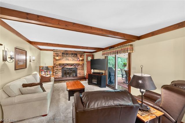 10178 Huntington Park Drive, Strongsville, OH 44136