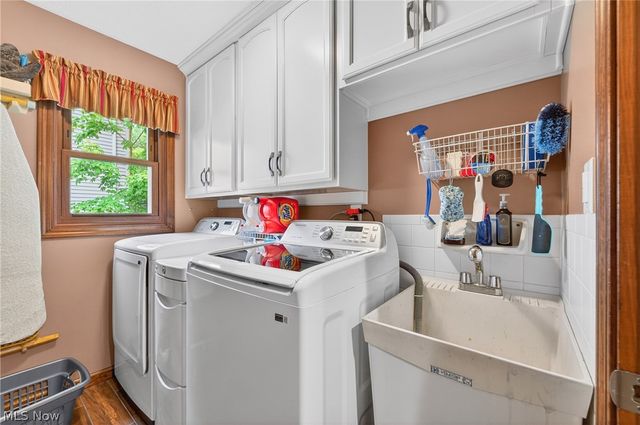 10178 Huntington Park Drive, Strongsville, OH 44136