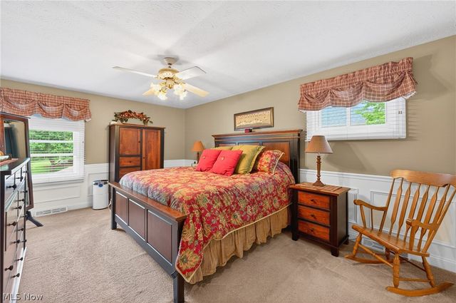 10178 Huntington Park Drive, Strongsville, OH 44136