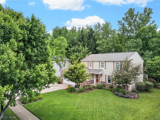 10178 Huntington Park Drive, Strongsville, OH 44136