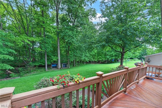 10178 Huntington Park Drive, Strongsville, OH 44136