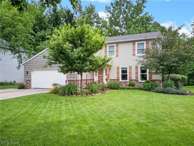 10178 Huntington Park Drive, Strongsville, OH 44136