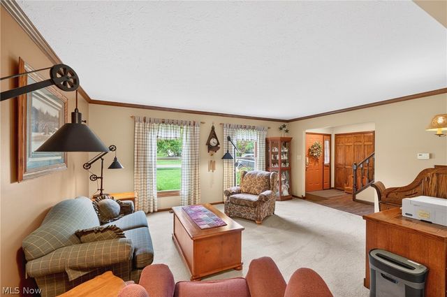 10178 Huntington Park Drive, Strongsville, OH 44136