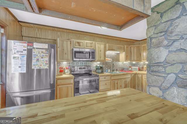 243 Ridge Road, Helen, GA 30545
