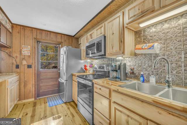 243 Ridge Road, Helen, GA 30545