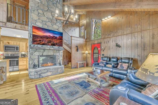 243 Ridge Road, Helen, GA 30545