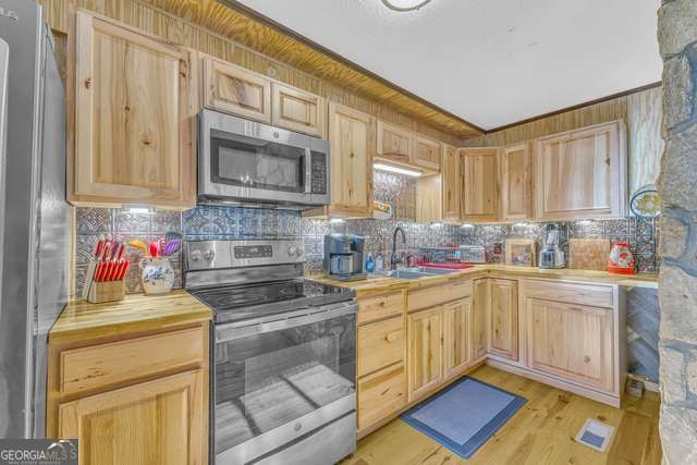 243 Ridge Road, Helen, GA 30545