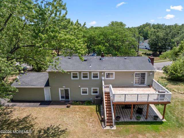 5 Yale Court, East Brunswick, NJ 08816