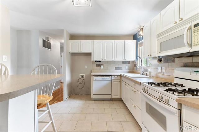 3731 Calef Drive, Unincorporated, MO 63125