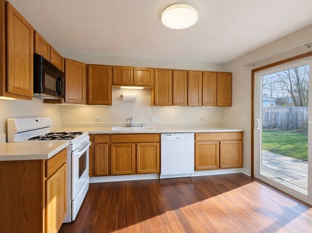 36752 N Wildwood Drive, Lake Villa, IL 60046