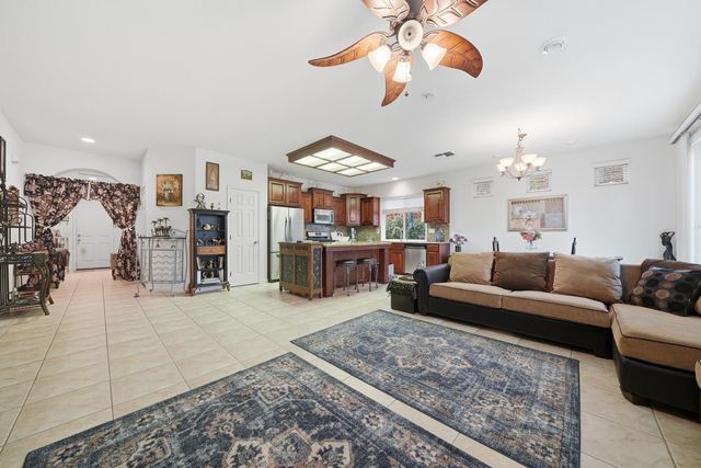 705 Kristi Ct, Jackson, CA 95642