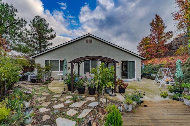 705 Kristi Ct, Jackson, CA 95642