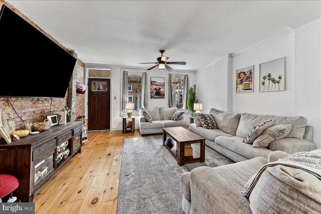 131 E UNION ST, West Chester, PA 19382