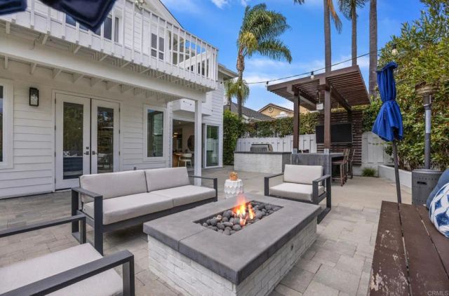 2273 Wales Dr, Cardiff By The Sea, CA 92007