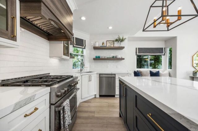 2273 Wales Dr, Cardiff By The Sea, CA 92007