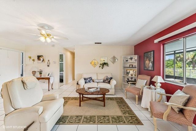 1998 SE Morningside Boulevard, Port St Lucie, FL 34952