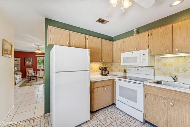 1998 SE Morningside Boulevard, Port St Lucie, FL 34952