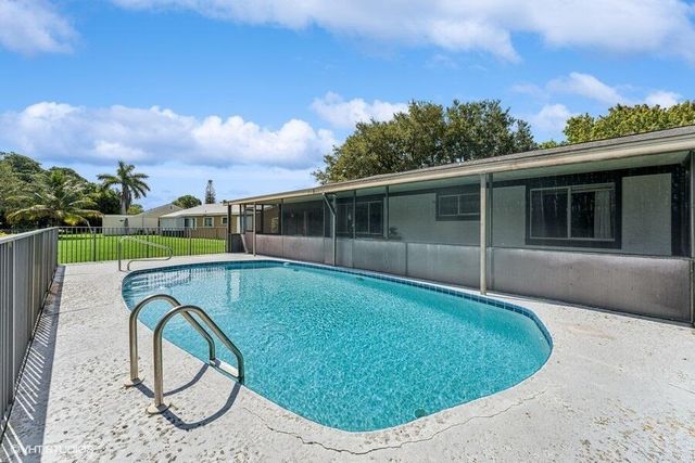 1998 SE Morningside Boulevard, Port St Lucie, FL 34952