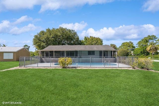 1998 SE Morningside Boulevard, Port St Lucie, FL 34952