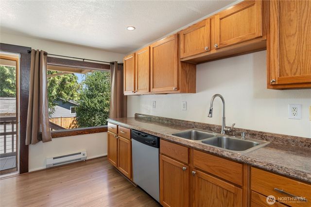 1906 14th Street, Bremerton, WA 98337