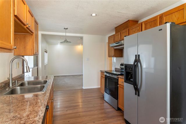 1906 14th Street, Bremerton, WA 98337