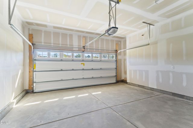 409 Pecan Valley Way, Four Oaks, NC 27524