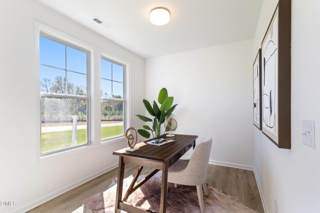 409 Pecan Valley Way, Four Oaks, NC 27524