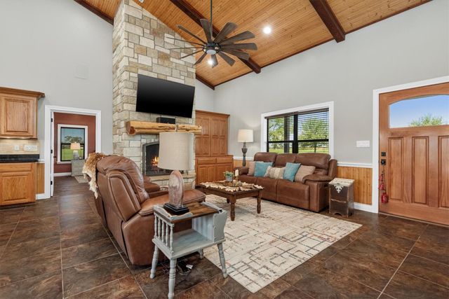 3759 CR 126, Bedias, TX 77831