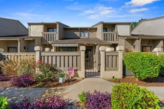 613 14th Ave S Apt 34, Surfside Beach, SC 29575
