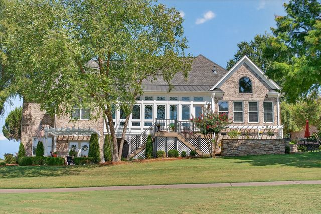 965 Plantation Blvd, Gallatin, TN 37066