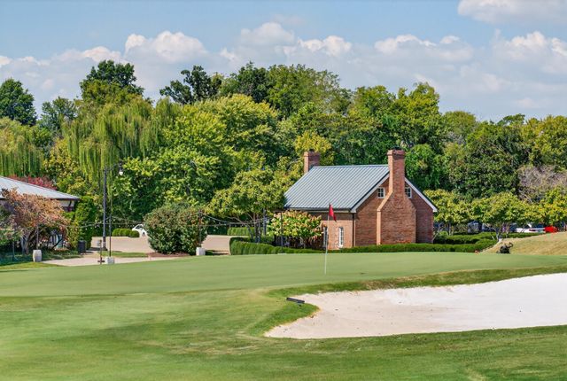 965 Plantation Blvd, Gallatin, TN 37066