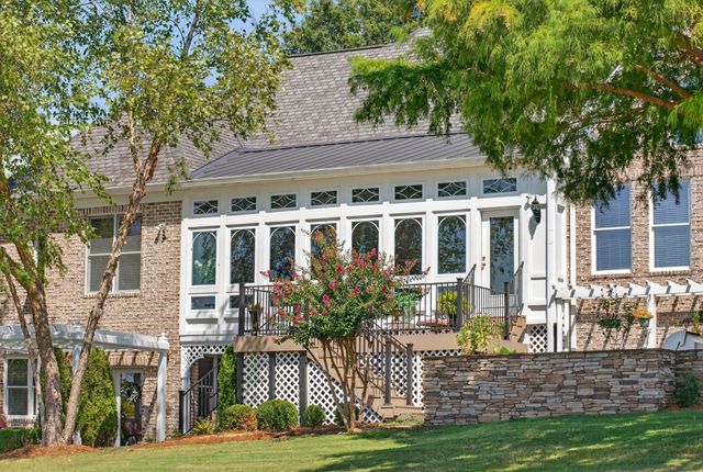 965 Plantation Blvd, Gallatin, TN 37066